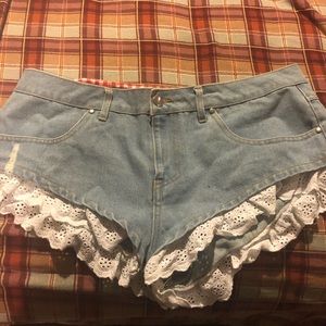 Sugar Thrillz’s Eye Candy Ruffle Shorts